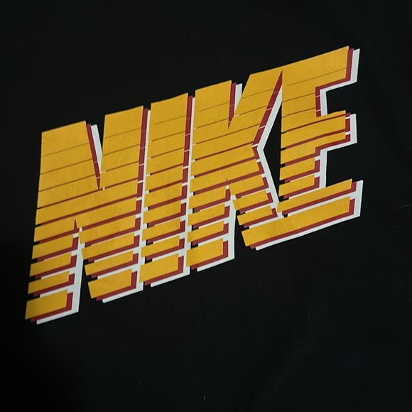 Men’s Size Small Black Nike Graphic Tee - Picture 4 of 4